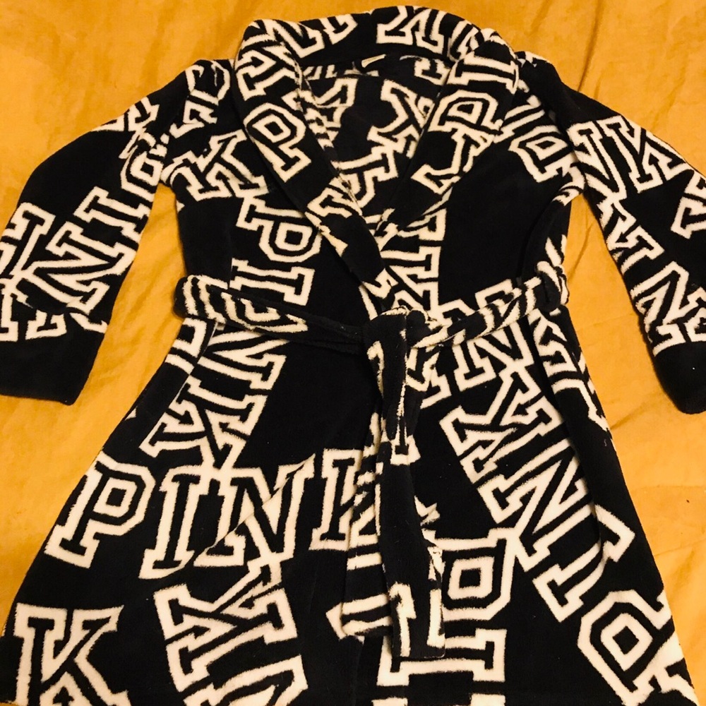Victoria’s Secret Pink XS Night Robe